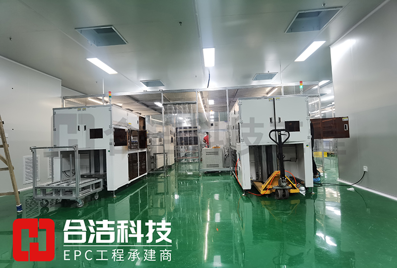 大型電子潔凈車(chē)間的圖片